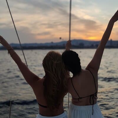 Barcelona Private Sail at Sunset or Day in a Big Boat + Drinks 5