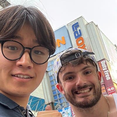 Explore Maidreamin Akihabara Walking Tour 2