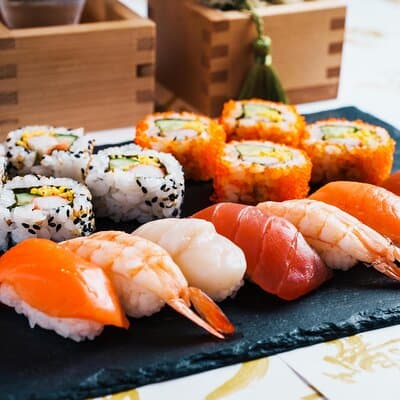 Sushi Making Tokyo with Traditional Rickshaw Ride Tour in Asakusa 2