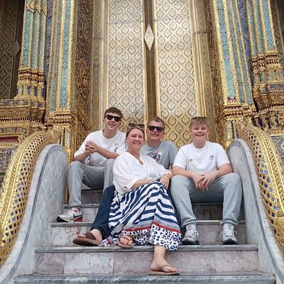 Grand Palace, Wat Phra Kaew, Wat Pho, Wat Arun Guided Tour 4