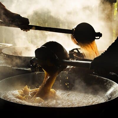 Maeklong Railway, Sugar Palm Factory & Floating Market 4