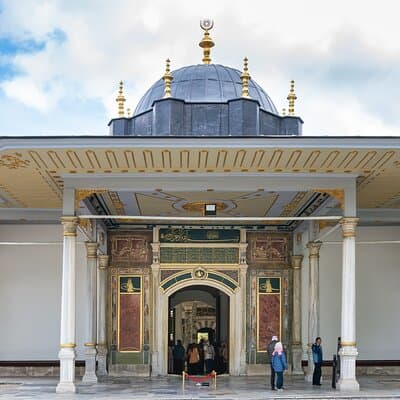 Istanbul: Private Tour Topkapi Palace and Harem