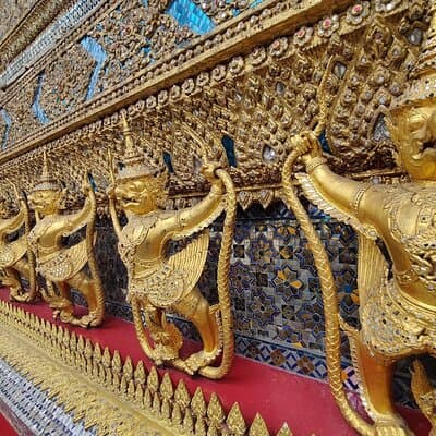 Royal Grand Palace Emerald Buddha and Reclining Buddha Group Tour 3