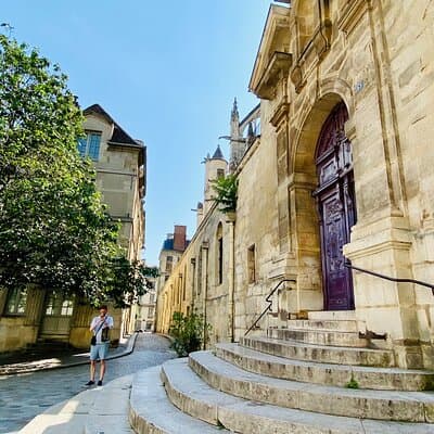 Latin Quarter Off the Beaten Track
