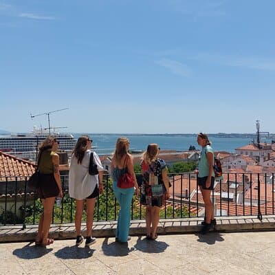 Lisbon Snack Tour City Tour with 4 Tastings 4