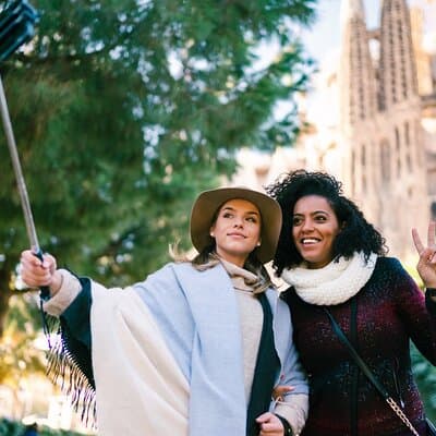 Gourmet Private Tour: Gothic Quarter and Sagrada Familia Tickets