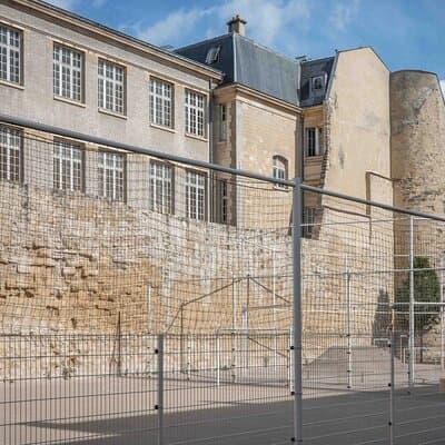 Paris History Walk: Medieval Marais, Notre Dame Islands & Stories 5