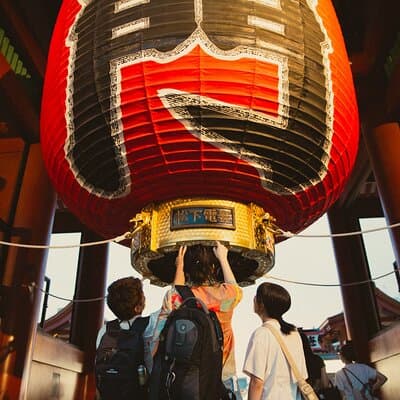 Asakusa Sensoji Temple Highlights Walking Tour in Tokyo