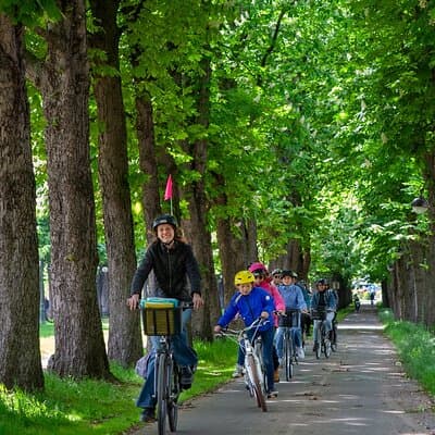 Private Paris Bike Tour - Iconic Sights around the Seine 4