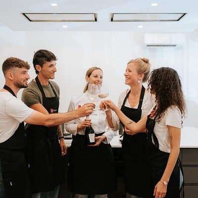 Semi Private Pizza Making Class with Wine and Suppli 4