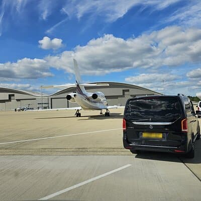 Private Transfer Any London Hotel to Southampton Cruise Port