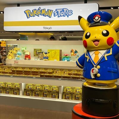 Tokyo Station Historical Walking Tour with Food and Anime 5