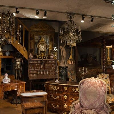 Paris Flea Market Walking Tour: Antiques, Vintage & Fashion 5