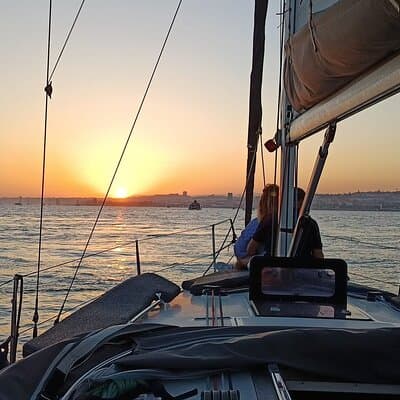 Private Sunset Sailboat Experience in Lisbon 2
