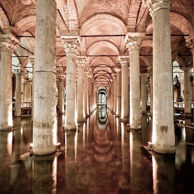 Istanbul's Hidden Gems Private Walking City Tour