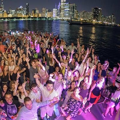 Tokyo Sunset Boat Party with Music Drinks and Vibes 4