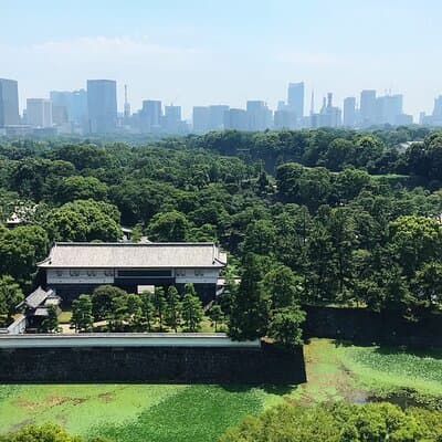 From the Imperial Palace to Odaiba : Time travel to Tokyo