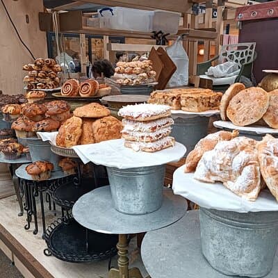 London Soho & Covent Garden Full Meal Food Tour by Do Eat Better