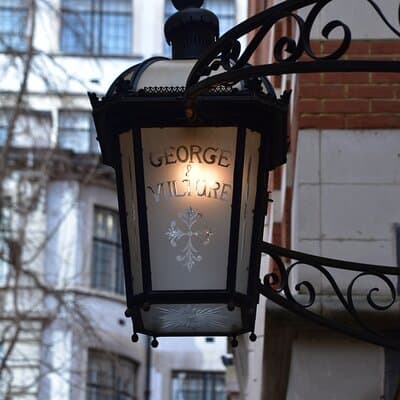 London: A Christmas Carol & Dicken's Inspiration Walking Tour 2