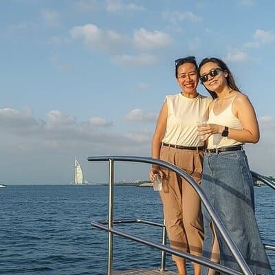 Private Yacht tour Dubai, Swimming, Burj Ul Arab, Royal the Palm 3