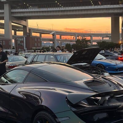 Daikoku Cars Meet Experience by Porsche Macan 4