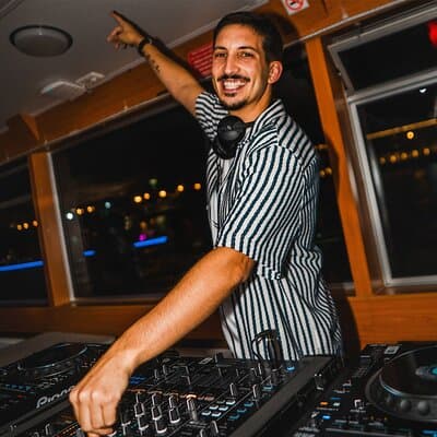 Lisbon Float Party: The most exclusive Boat Party in Lisbon 2