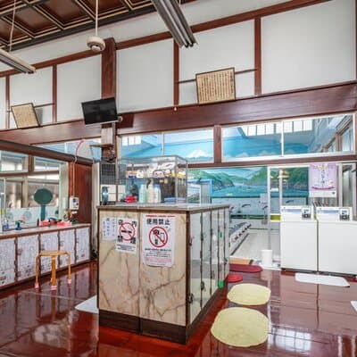 Authentic Onsen Experience Tattoo Friendly Hidden Gem in Shinjuku 5