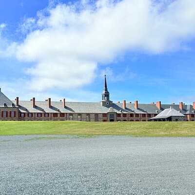 Louisbourg Fortress & Lighthouse Tour from Sydney Cape Breton