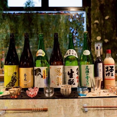 Cherry blossom & Japanese Sake Tasting in Shinjuku 3