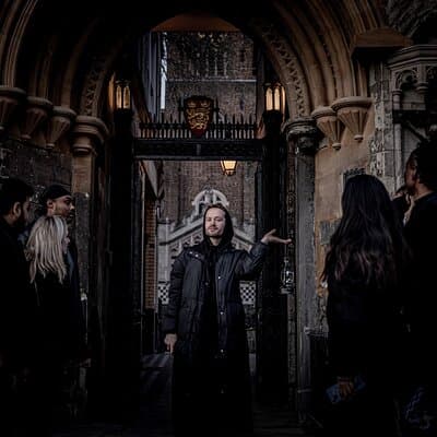 London Ghost Walking Tour: Discover Haunted Secrets at Night