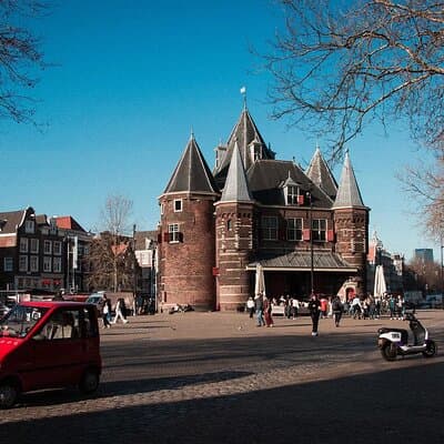 Amsterdam Private Walking Tour with Dinner Experience 4