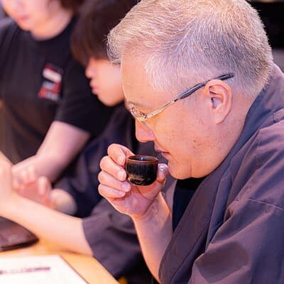 Japanese Sake Tasting & Wagyu Sukiyaki Cooking Class in Tokyo 5