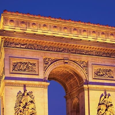 Paris Luxury Minivan City Tour with Audio Guide 5