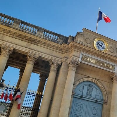 Tour of Paris and Versailles, 8 a.m., by sidecar with Pic Nic 4