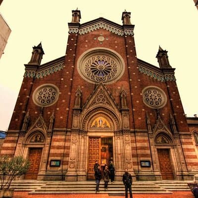 Half Day Istanbul Tour Taksim Istiklal Galata And Spice Bazaar 3