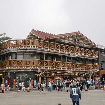 Hakone & Mount Fuji Day Trip:Lake Ashi Torii Gate & Oshino Hakkai 4