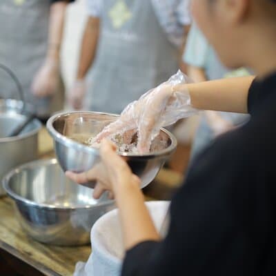 Hands-on Thai Cooking Class & Market Tour in Sukhumvit 4