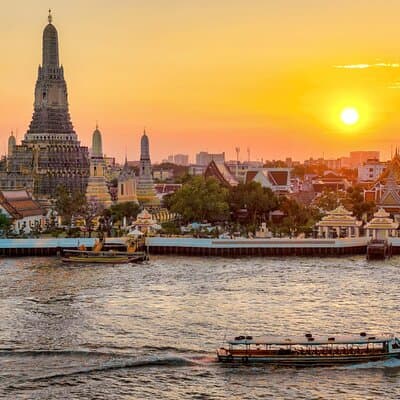 Private tour to Wat Pho, Wat Arun and Canal Tour&Flower Market 5