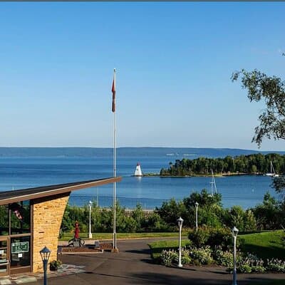 Mini Cabot Scenic Drive and Bell Museum Experience 2