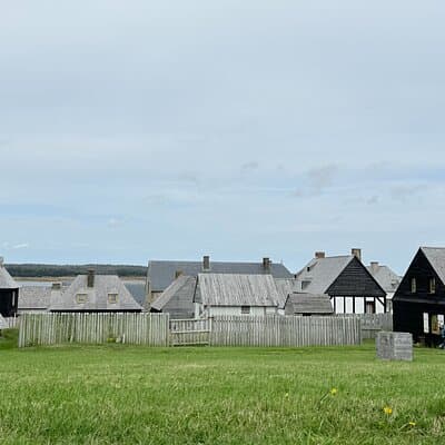 Highland Tours: Louisbourg Fortress and Lighthouse Tour 5