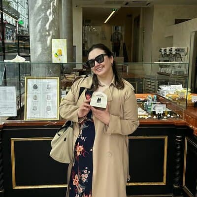 Montmartre Walking Tour with Pastry Tasting 2