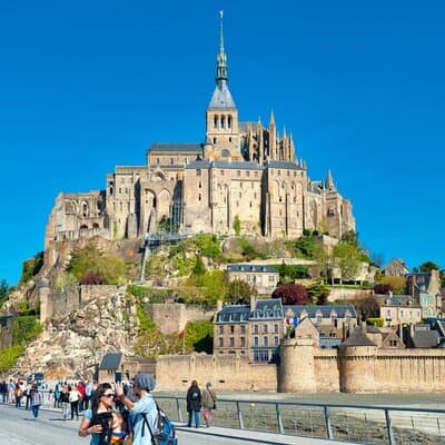Paris Mont Saint Michel Chinese Day Trip