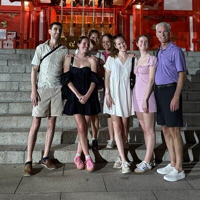 Tokyo: Asakusa Walking Tour with Local guide and Photographer 5
