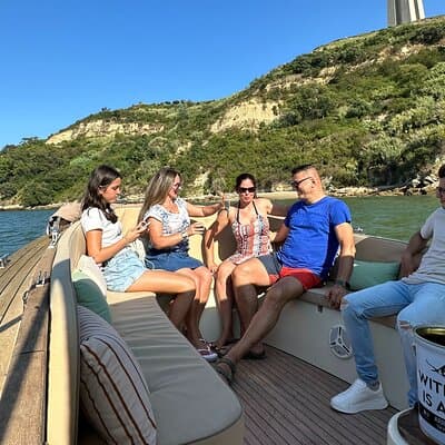 Lisbon – Sunset Porto Tonic Premium Boat Experience