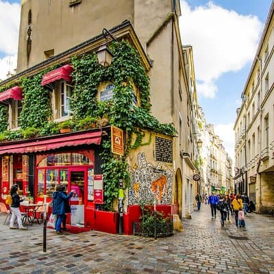 Paris Marais Walking Food Tour with Audioguide on Your Smartphone