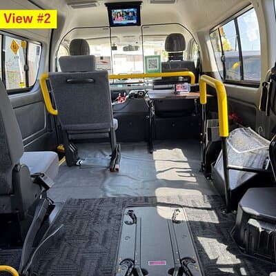 Accessible Haneda Airport Transfer with English-speaking Driver 4