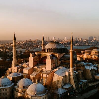 Istanbul Private Tour: Fast Track Entry Ticket Local Guide 4