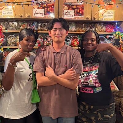 Tokyo: Private Shinjuku Bar Crawl Tour -3 Drinks & Local foods- 5