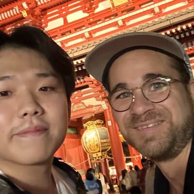 Tokyo: Asakusa Walking Tour with Local guide and Photographer 3