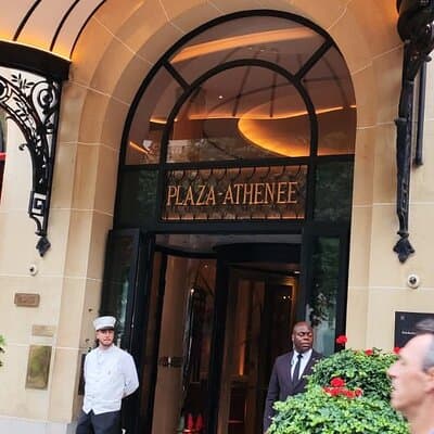 Transfers PARIS AIRPORTS CDG-PARIS/DISNEYLAND LUXURY VAN 1-7 pers 4